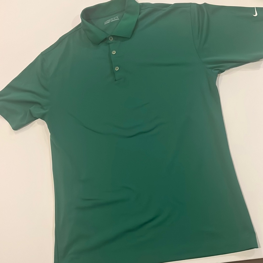 NIKE Dry-Fit
